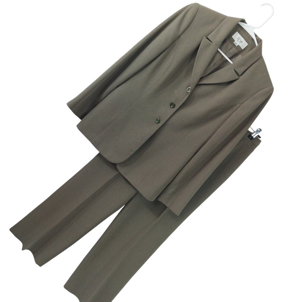 Classic Olive Women's Pant Suit - LeSuit 8P